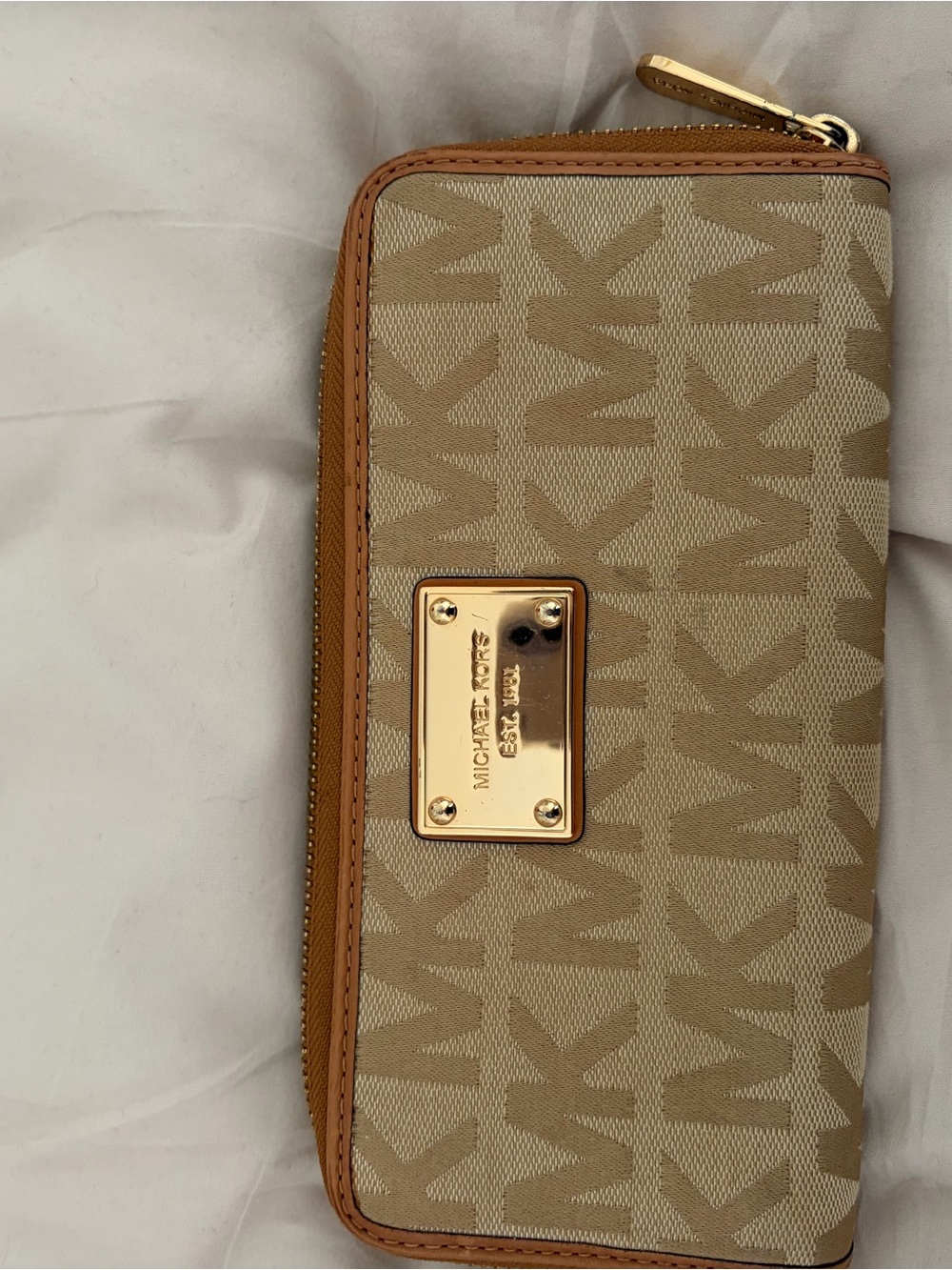 Michael Kors Tan Beige Signature Zip Wallet with Gold Plate